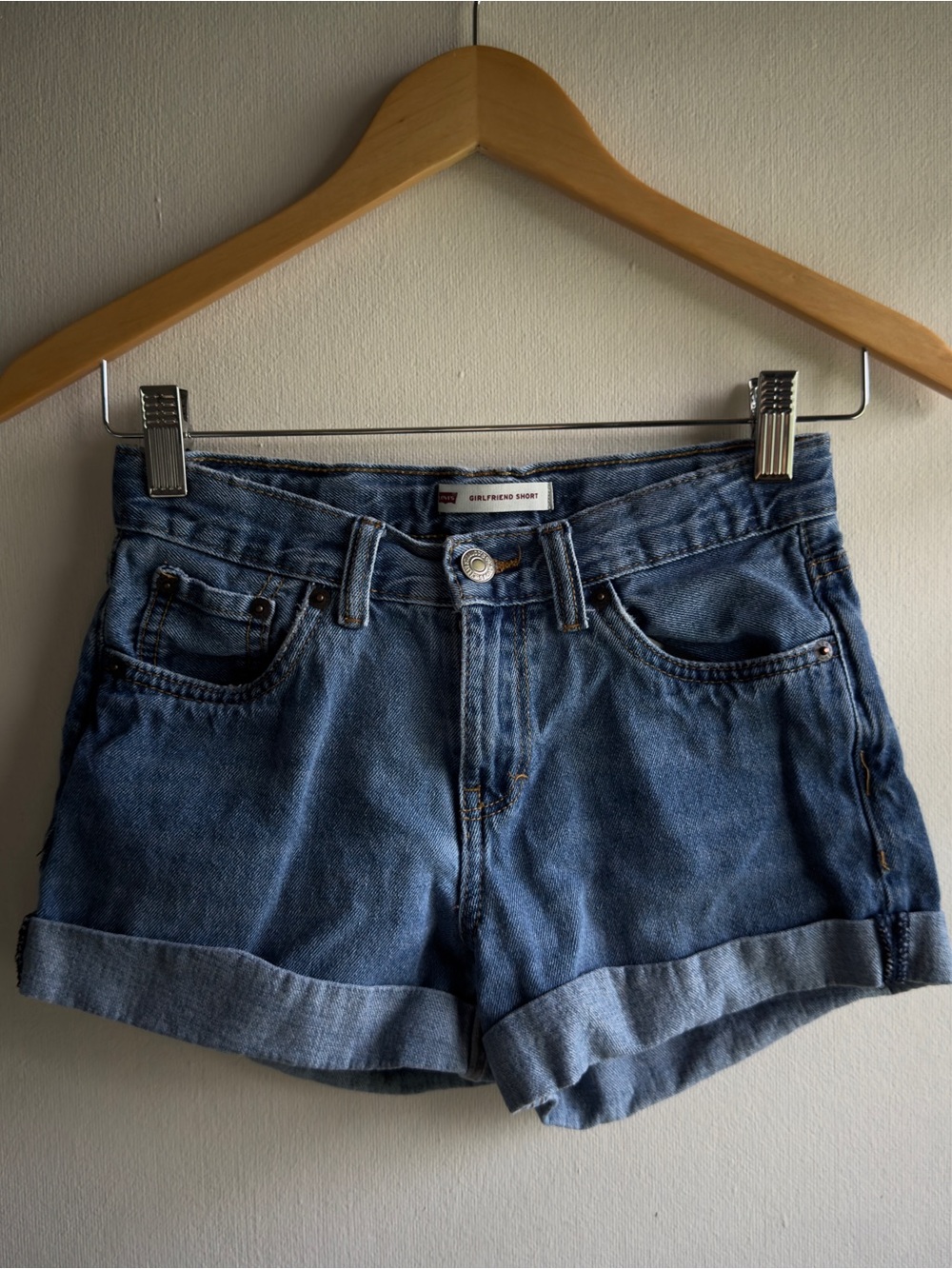 Levi’s Girls Girlfriend Denim Shorts Light Wash Adjustable Waist Cuffed Jean Sho